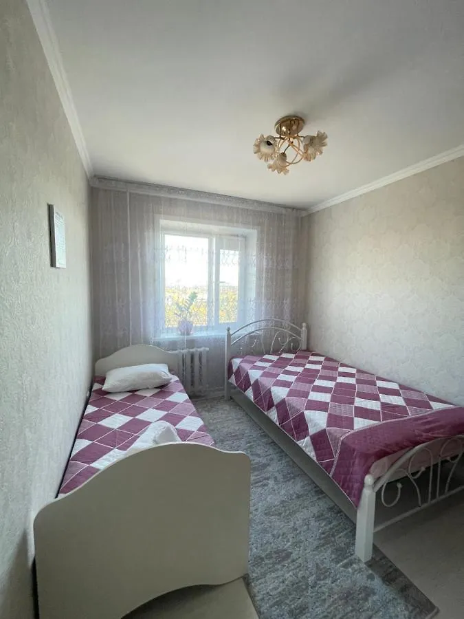 4Х Комнатная Apartman Asztana